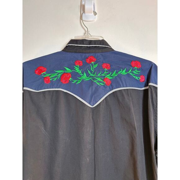 COOFANDY Men’s Embroidered in Roses Button Down Western Shirt / Size: XL - Picture 8 of 9